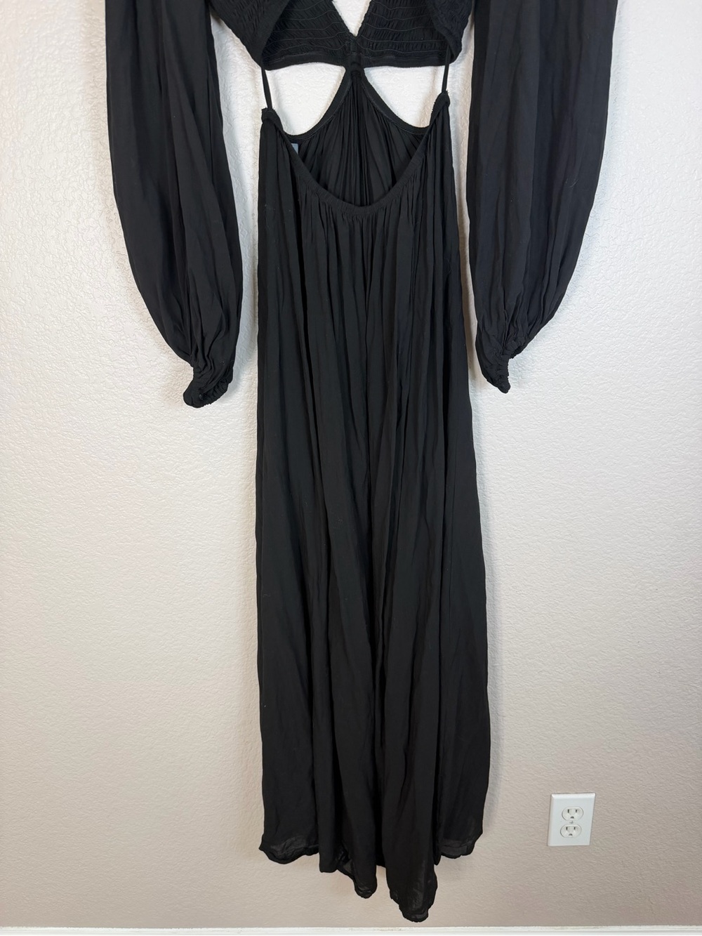 Indah Julie Solid Ruched Bodice Cutaway Maxi Dress Black Small $258 Revolve - Picture 10 of 13